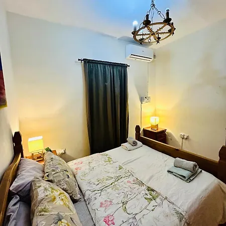 Comfort - 4 Bdr Apartment, Artfully Designed *