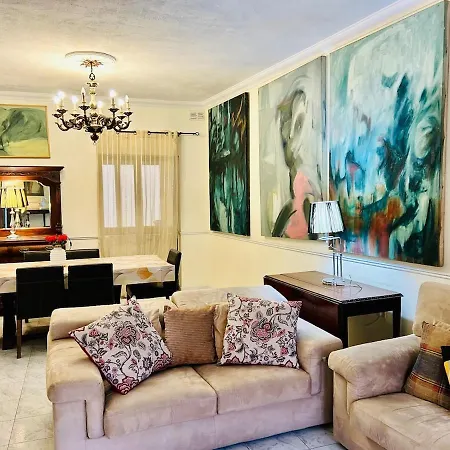 Appartement Comfort - 4 Bdr Apartment, Artfully Designed