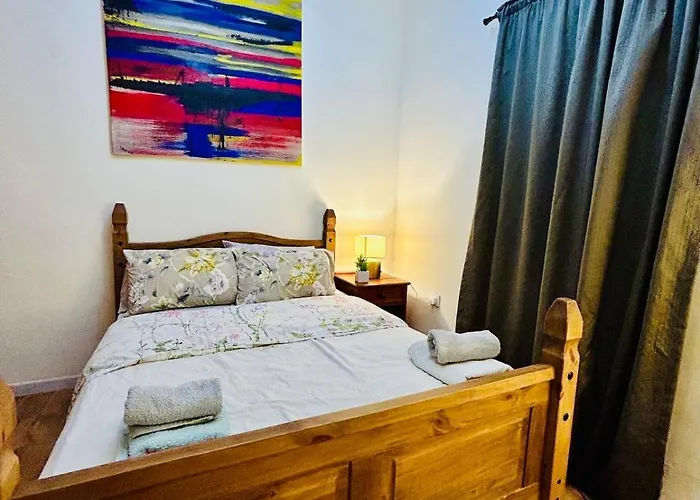 Comfort - 4 Bdr Apartment, Artfully Designed 아파트 그지라