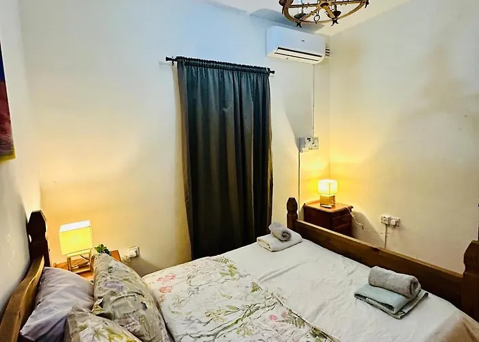 Comfort - 4 Bdr Apartment, Artfully Designed *